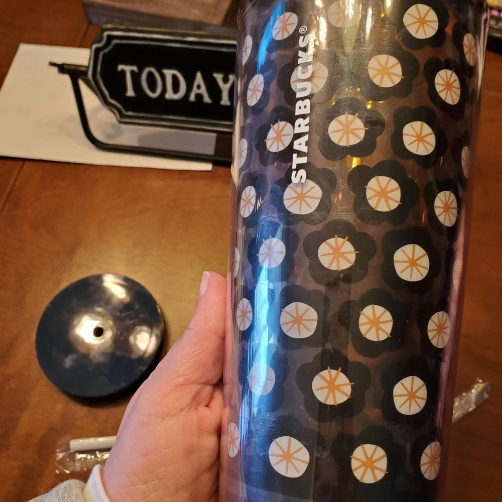 Starbucks 24 oz Cherry Blossom Flower Cold Cup Tumbler